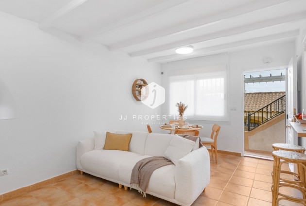 Z drugiej ręki - Szalet -
Orihuela Costa - Costa Blanca