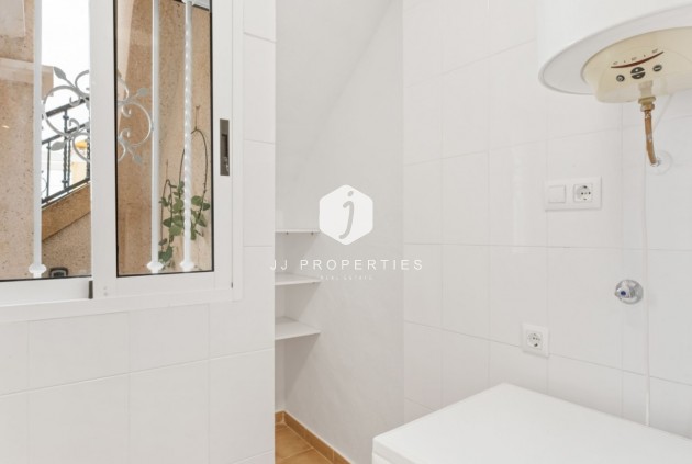 Z drugiej ręki - Szalet -
Orihuela Costa - Costa Blanca