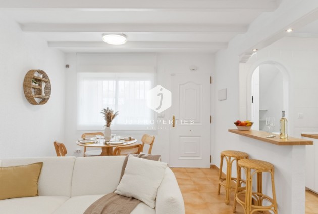 Z drugiej ręki - Szalet -
Orihuela Costa - Costa Blanca