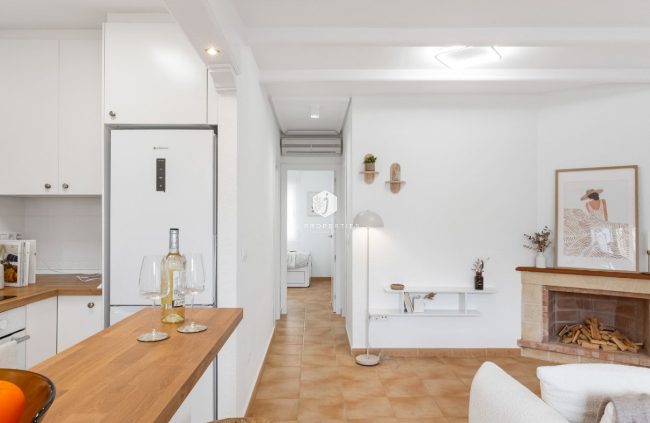 Z drugiej ręki - Szalet -
Orihuela Costa - Costa Blanca