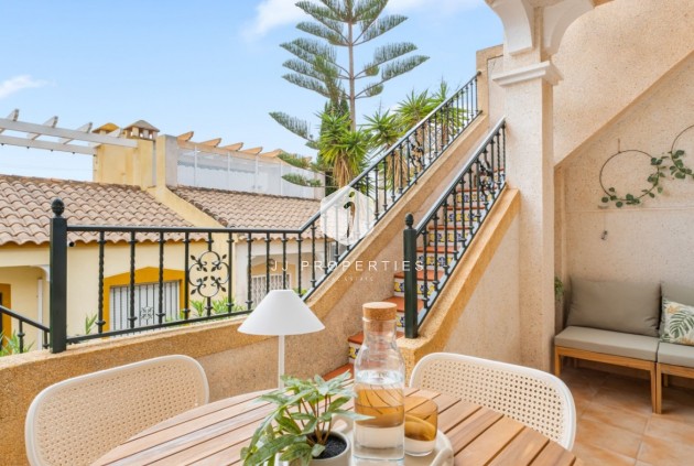 Z drugiej ręki - Szalet -
Orihuela Costa - Costa Blanca