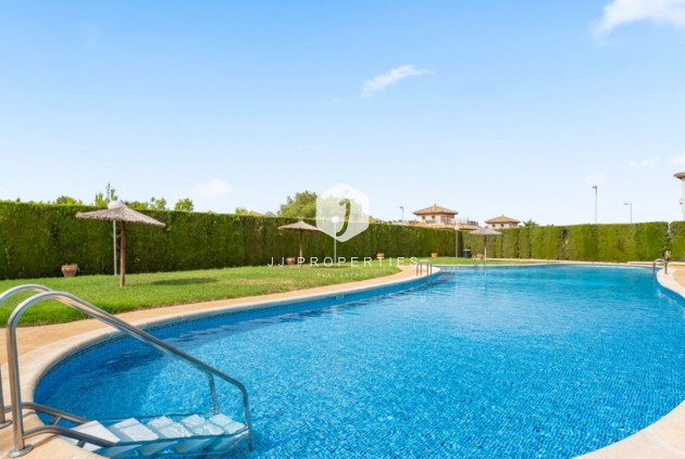 Z drugiej ręki - Szalet -
Orihuela Costa - Costa Blanca