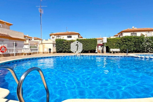 Z drugiej ręki - Szalet -
Orihuela Costa - Costa Blanca