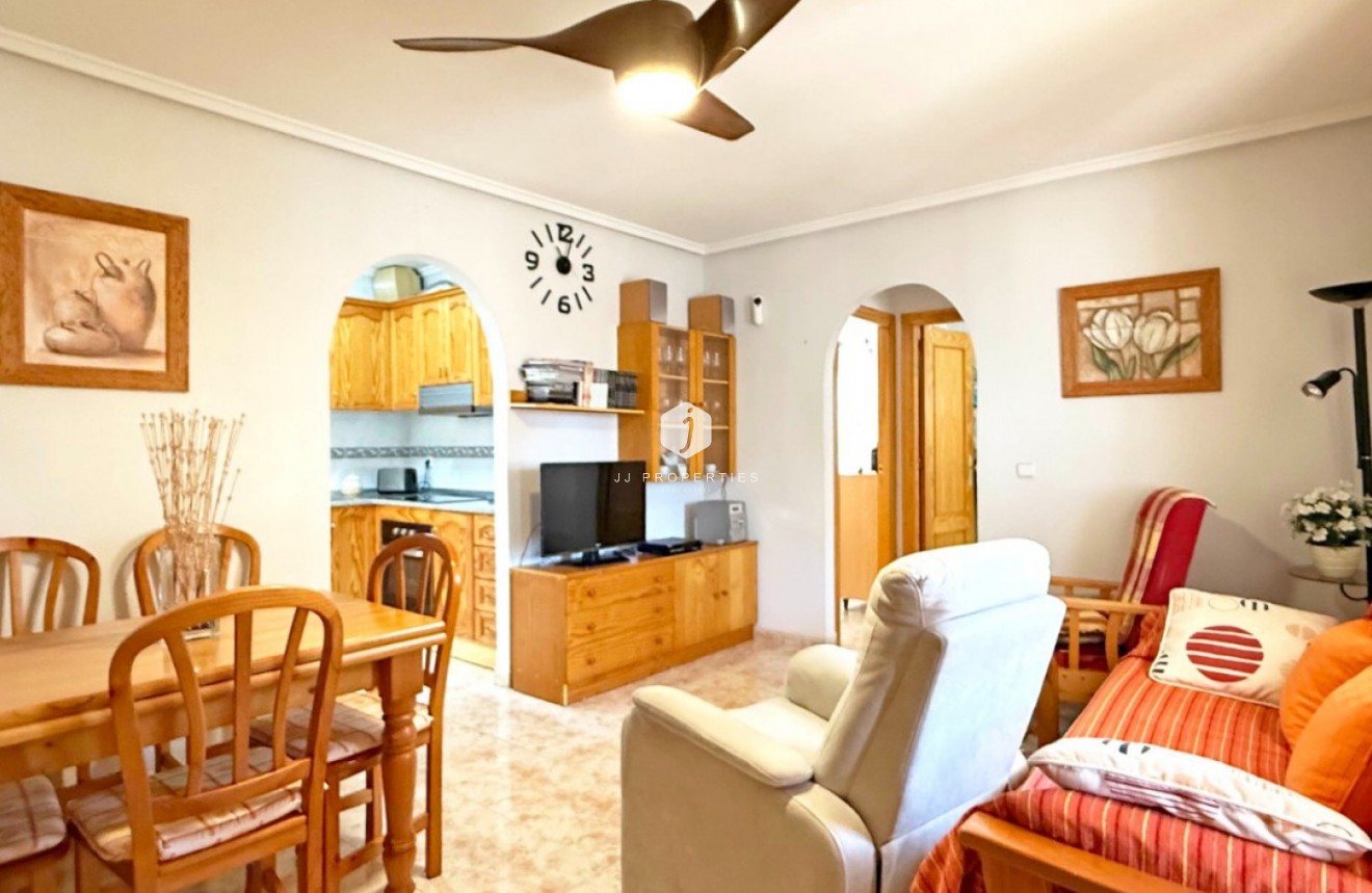 Z drugiej ręki - Szalet -
Orihuela Costa - Costa Blanca