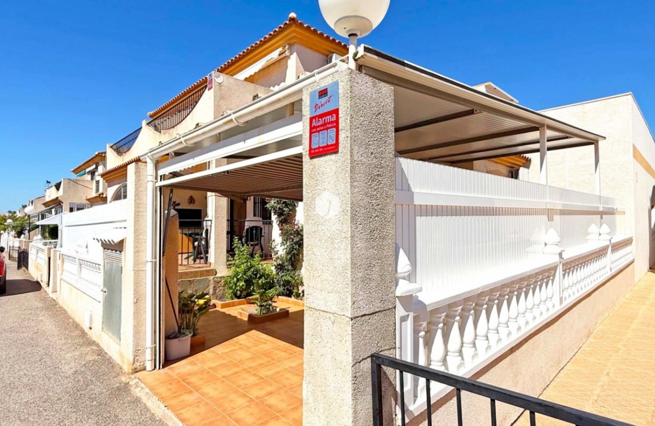 Z drugiej ręki - Szalet -
Orihuela Costa - Costa Blanca