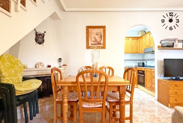 Z drugiej ręki - Szalet -
Orihuela Costa - Costa Blanca