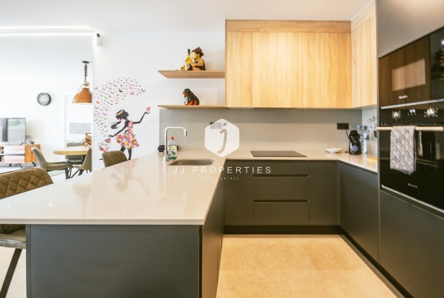 Z drugiej ręki - Mieszkanie w bloku -
Algorfa - Inland