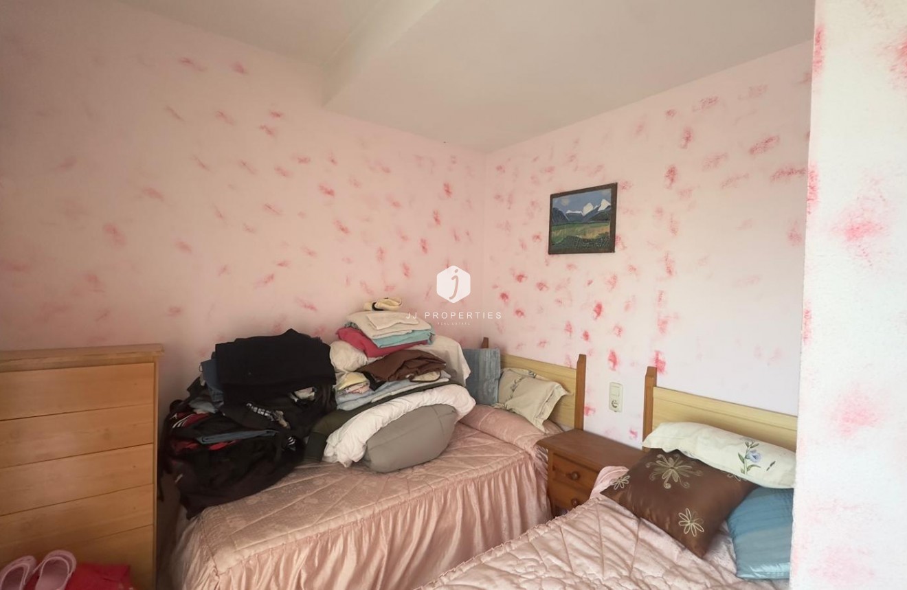 Z drugiej ręki - Daszek -
Torrevieja - Estacion de autobuses