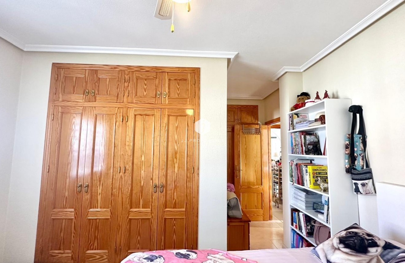 Z drugiej ręki - Villa -
Bigastro - Comunidad Valenciana