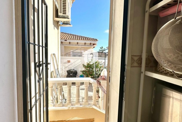 Z drugiej ręki - Villa -
Bigastro - Comunidad Valenciana