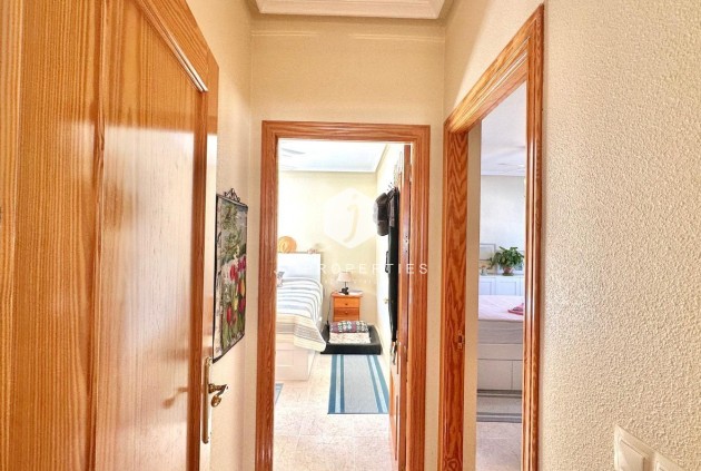 Z drugiej ręki - Villa -
Bigastro - Comunidad Valenciana