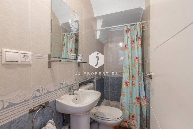 Z drugiej ręki - Szalet -
Orihuela Costa - PAU 8