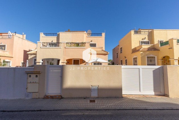 Z drugiej ręki - Szalet -
Orihuela Costa - PAU 8