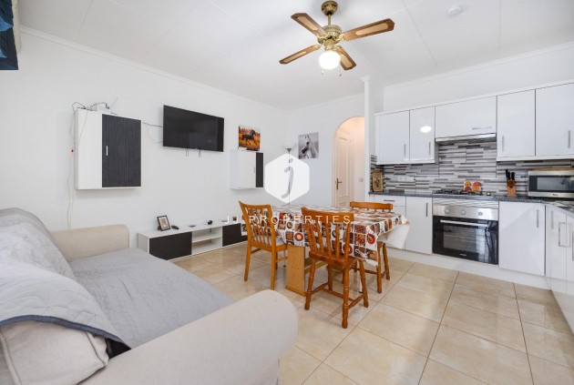 Z drugiej ręki - Szalet -
Torrevieja - La Siesta - El Salado - Torreta