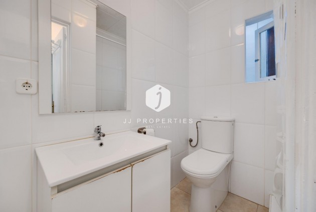 Z drugiej ręki - Szalet -
Torrevieja - La Siesta - El Salado - Torreta