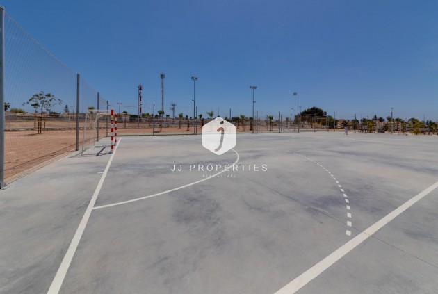 Z drugiej ręki - Szalet -
Torrevieja - La Siesta - El Salado - Torreta