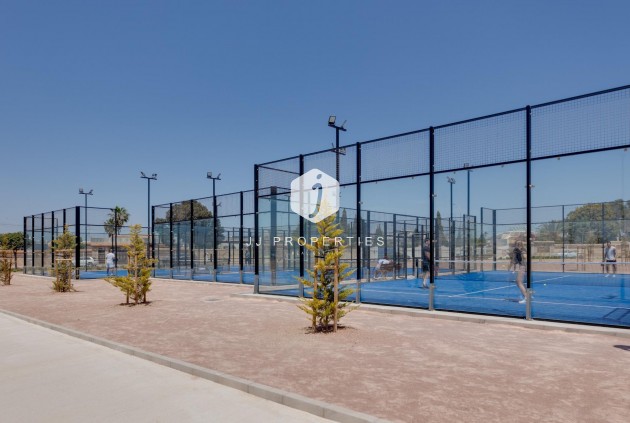 Z drugiej ręki - Szalet -
Torrevieja - La Siesta - El Salado - Torreta