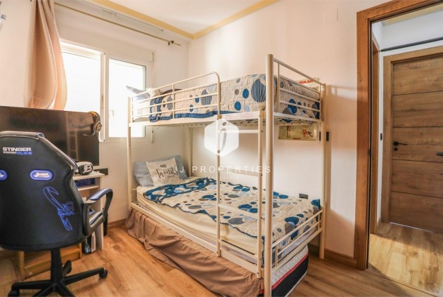 Z drugiej ręki - Mieszkanie w bloku -
Orihuela Costa - Playa Flamenca