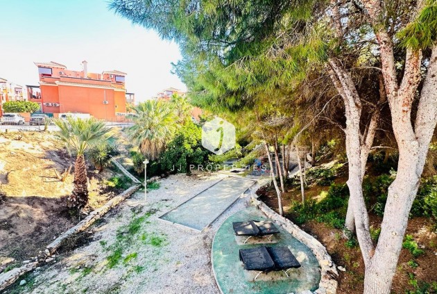 Z drugiej ręki - Mieszkanie w bloku -
Orihuela Costa - Playa Flamenca