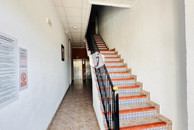 Z drugiej ręki - Mieszkanie w bloku -
Orihuela Costa - Playa Flamenca