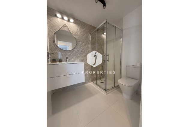 Z drugiej ręki - Mieszkanie w bloku -
San Miguel de Salinas - Inland