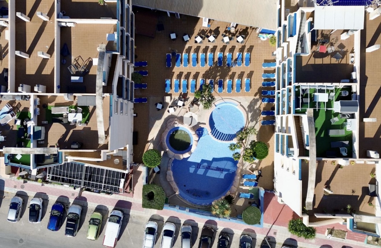 Z drugiej ręki - Mieszkanie w bloku -
Orihuela Costa - Costa Blanca