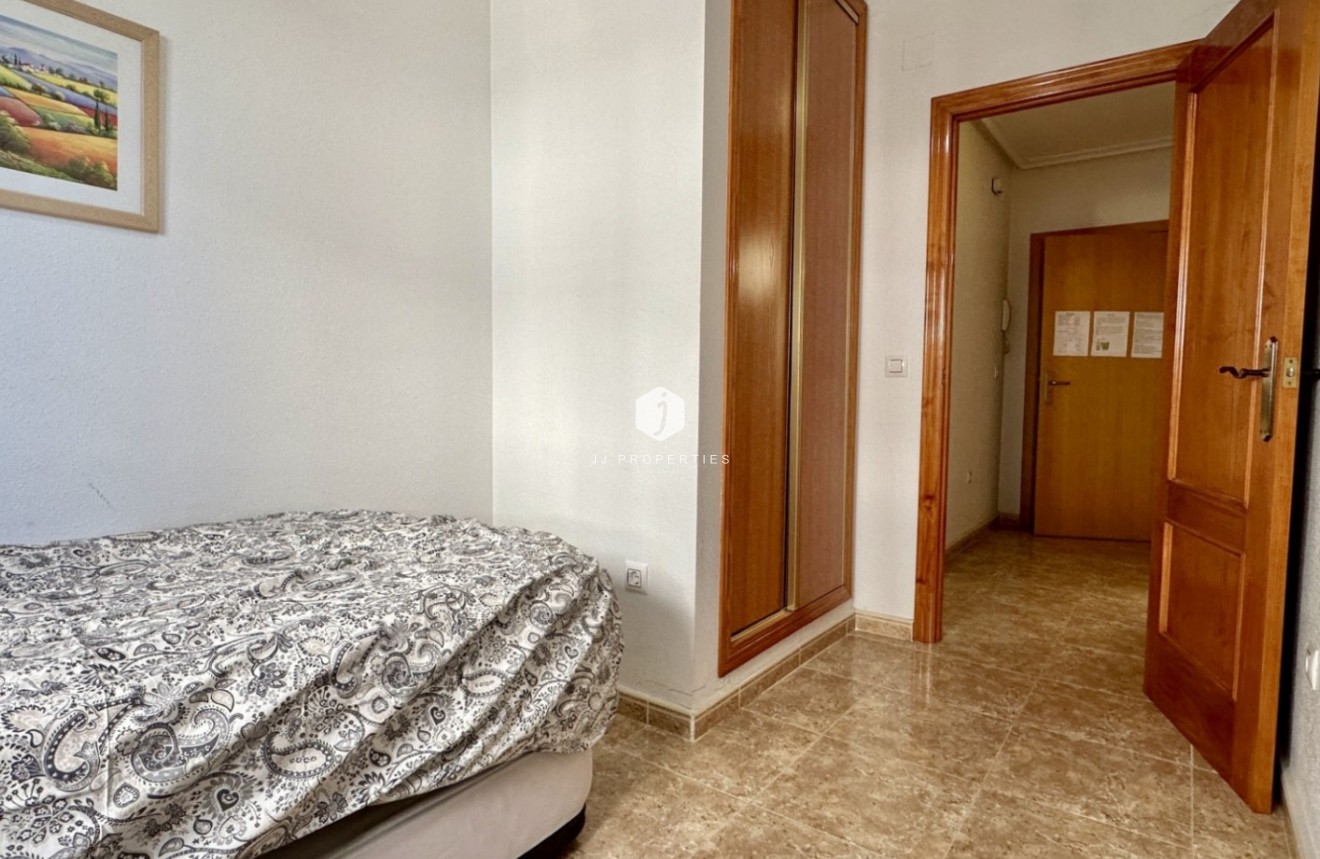 Z drugiej ręki - Mieszkanie w bloku -
Orihuela Costa - Costa Blanca