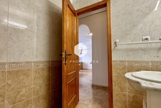 Z drugiej ręki - Mieszkanie w bloku -
Orihuela Costa - Costa Blanca