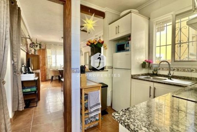 Z drugiej ręki - Szalet -
Orihuela Costa - Costa Blanca