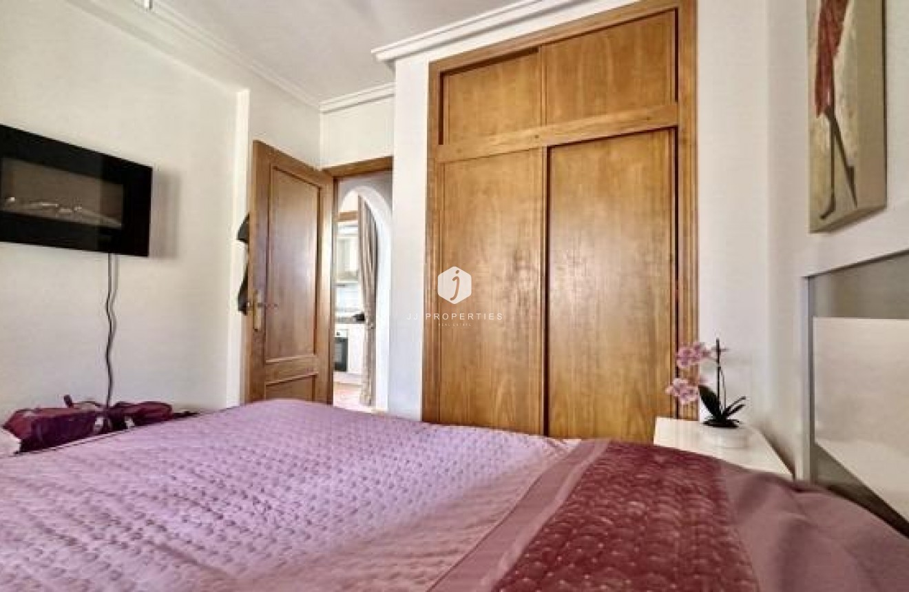 Z drugiej ręki - Szalet -
Orihuela Costa - Costa Blanca