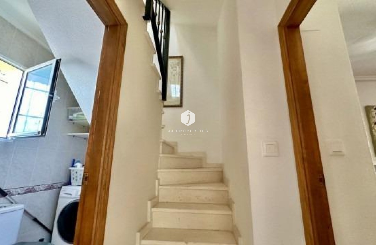 Z drugiej ręki - Szalet -
Orihuela Costa - Costa Blanca