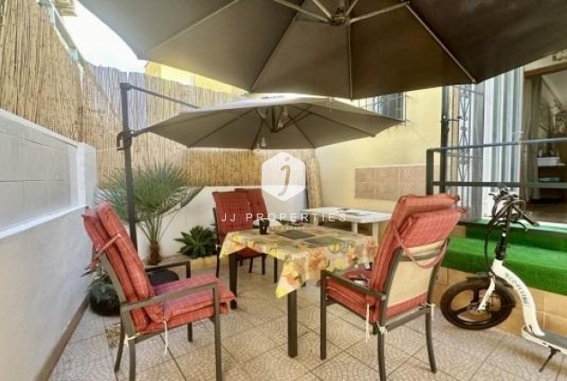 Z drugiej ręki - Szalet -
Orihuela Costa - Costa Blanca