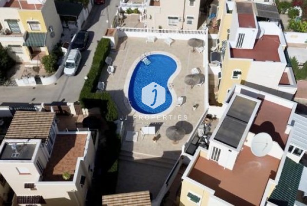 Z drugiej ręki - Szalet -
Orihuela Costa - Costa Blanca