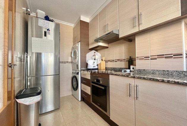 Segunda mano - Apartamento / piso -
Torrevieja - Centro