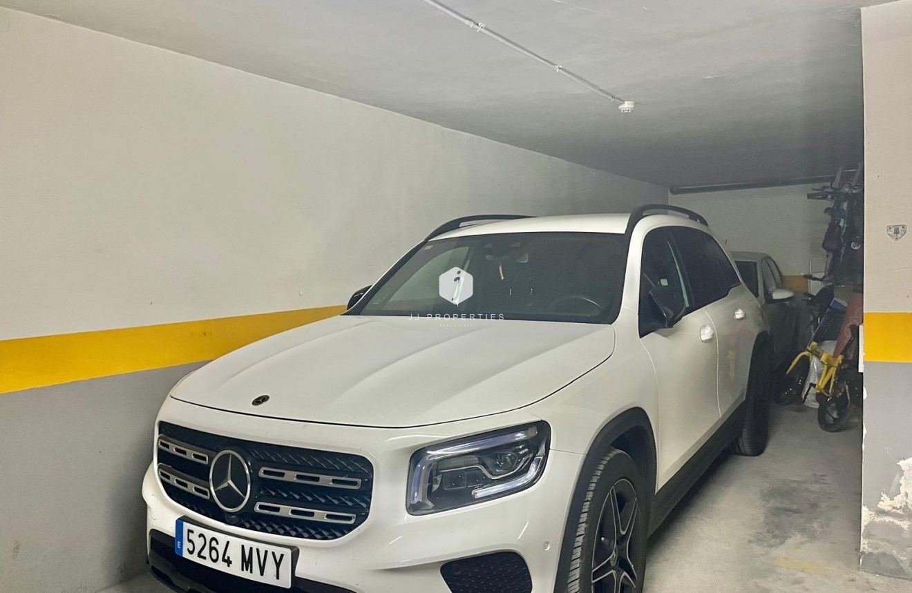 Segunda mano - Apartamento / piso -
Torrevieja - Centro