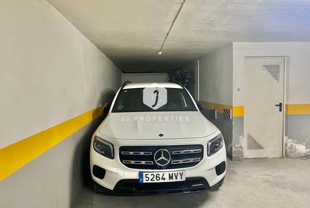 Segunda mano - Apartamento / piso -
Torrevieja - Centro