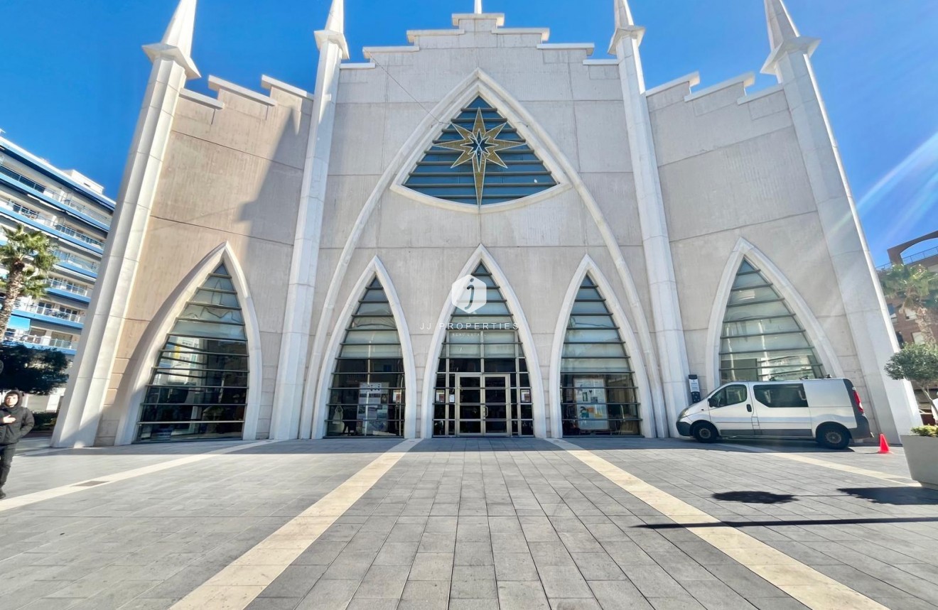 Segunda mano - Apartamento / piso -
Torrevieja - Centro