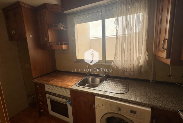 Z drugiej ręki - Daszek -
Torrevieja - Playa de los Locos