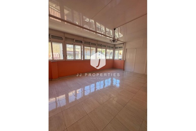 Z drugiej ręki - Daszek -
Torrevieja - Playa de los Locos