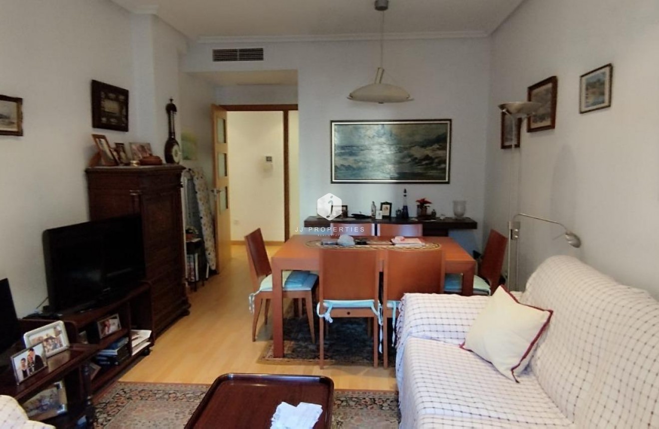 Aus zweiter Hand - Wohnung -
Torrevieja