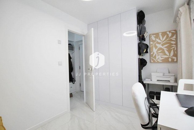 Resale - Apartment / flat -
Torrevieja