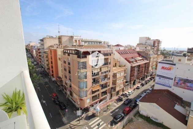 Resale - Apartment / flat -
Torrevieja