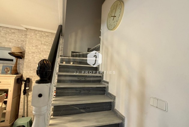 Z drugiej ręki - Szalet -
Orihuela Costa - Costa Blanca