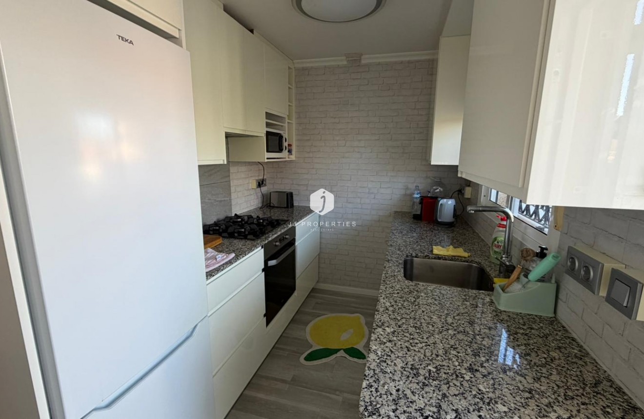 Z drugiej ręki - Szalet -
Orihuela Costa - Costa Blanca