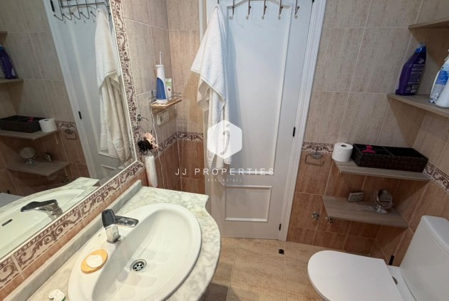 Z drugiej ręki - Szalet -
Orihuela Costa - Costa Blanca