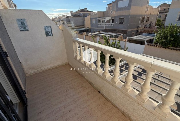 Z drugiej ręki - Szalet -
Orihuela Costa - Costa Blanca