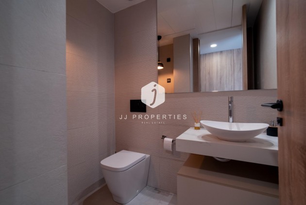 Z drugiej ręki - Villa -
Algorfa - Inland