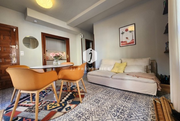 Z drugiej ręki - Mieszkanie w bloku -
La Mata - Costa Blanca