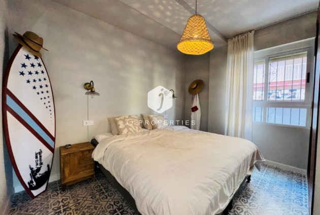 Z drugiej ręki - Mieszkanie w bloku -
La Mata - Costa Blanca