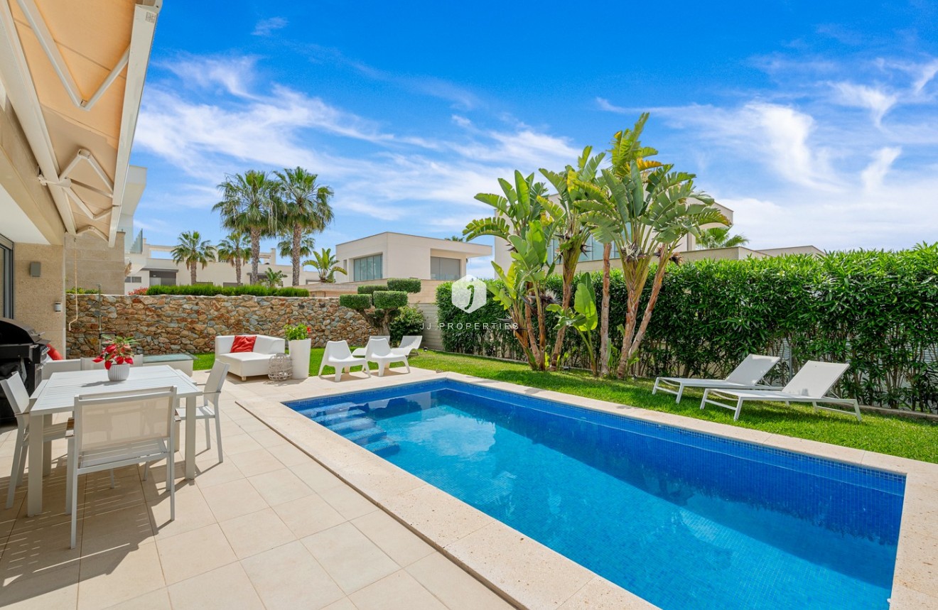 Z drugiej ręki - Villa -
Orihuela Costa - Costa Blanca